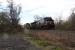 NS 4268 leads train 20H down the siding at Cove PA